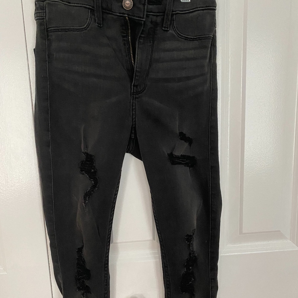 Black High Rise Jean Legging w/ Rips